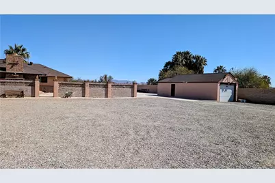 184 Clark Way, Palo Verde, CA 92266 - Photo 4
