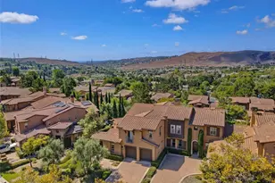 11 Tuscany, Ladera Ranch, CA 92694 - Photo 2