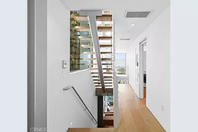 304 Grand Boulevard, Venice, CA 90291 - Photo 22