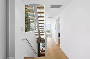 304 Grand Blvd, Venice, CA 90291 - Photo 22