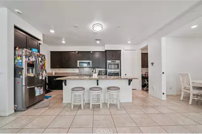 5365 Pine Leaf Avenue, Fontana, CA 92336 - Photo 12