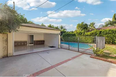 527 S Orchard Drive, Burbank, CA 91506 - Photo 30