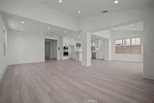 155 Somera, Irvine, CA 92602 - Photo 2