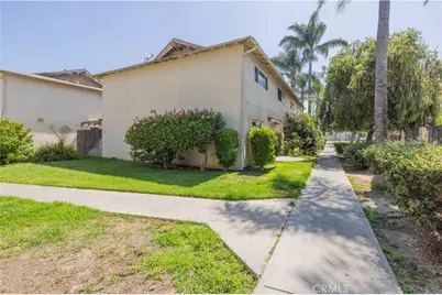 1602 N King Street #E1, Santa Ana, CA 92706 - Photo 20