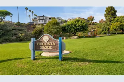 2578 Bungalow Place, Corona del Mar, CA 92625 - Photo 40