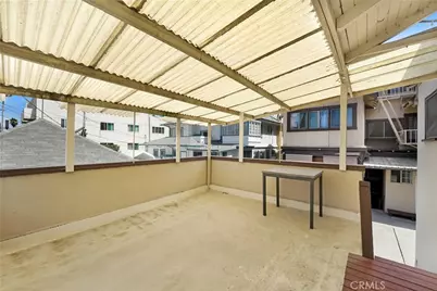 1041 Elden Avenue, Los Angeles, CA 90006 - Photo 18