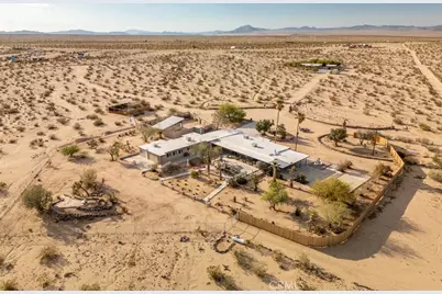66136 Mars Drive, Joshua Tree, CA 92252 - Photo 2