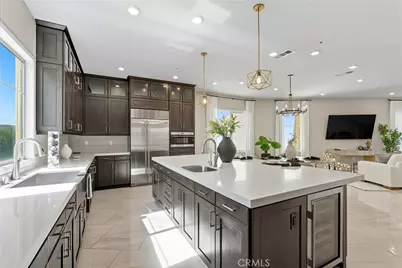 186 Stellar, Irvine, CA 92618 - Photo 4