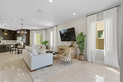 186 Stellar, Irvine, CA 92618 - Photo 8