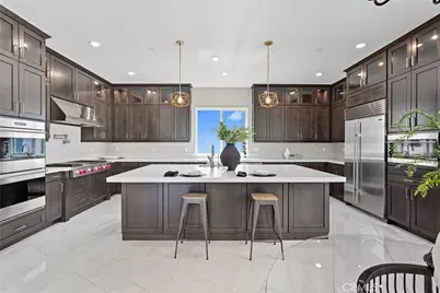 186 Stellar, Irvine, CA 92618 - Photo 2