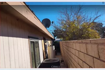 14166 Riviera Drive, Victorville, CA 92395 - Photo 2