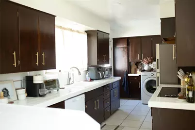 715 E McFadden, Santa Ana, CA 92701 - Photo 2