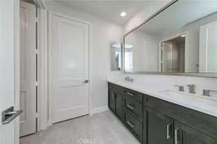 66 Bolide, Irvine, CA 92618 - Photo 46