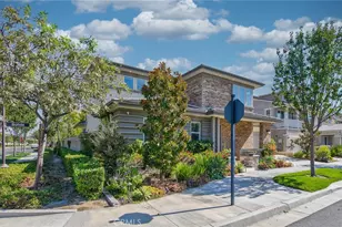 66 Bolide, Irvine, CA 92618 - Photo 2