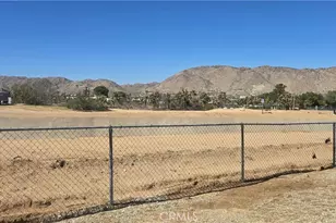 7501 Palm Ave, Yucca Valley, CA 92284 - Photo 10