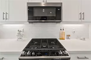 697 W 17th, Costa Mesa, CA 92627 - Photo 6