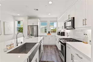 697 W 17th, Costa Mesa, CA 92627 - Photo 10