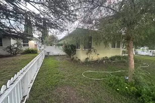 526 W Water St, Anaheim, CA 92805 - Photo 4