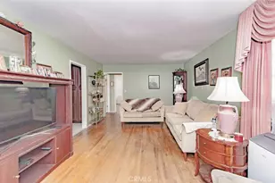 526 W Water St, Anaheim, CA 92805 - Photo 12