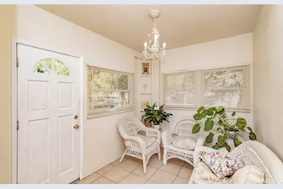 526 W Water Street, Anaheim, CA 92805 - Photo 10