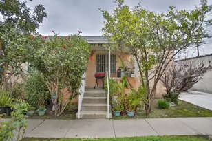 823 W 81st St, Los Angeles, CA 90044 - Photo 12