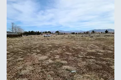 25 E Avenue Q2, Palmdale, CA 93550 - Photo 1