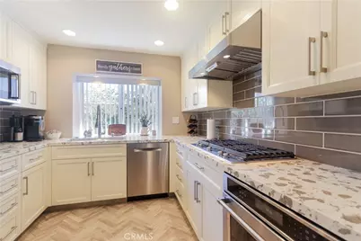 19316 Sycamore Glen, Lake Forest, CA 92679 - Photo 10