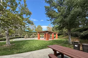 89 Kestrel, Irvine, CA 92618 - Photo 36