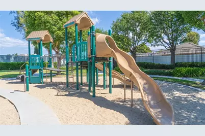 21 Fillmore, Irvine, CA 92620 - Photo 6