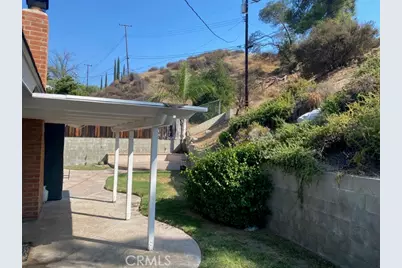 22654 La Rochelle, Saugus, CA 91350 - Photo 8