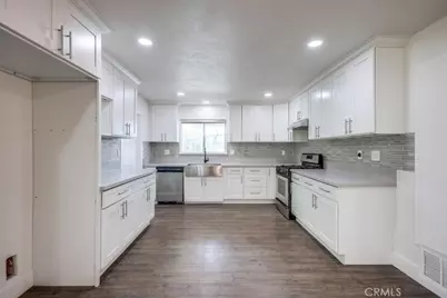 746 Hudson Avenue, Costa Mesa, CA 92626 - Photo 8