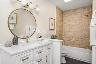 1351 N Crescent Heights Blvd, West Hollywood, CA 90046 - Photo 20