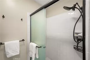 1351 N Crescent Heights Blvd, West Hollywood, CA 90046 - Photo 16