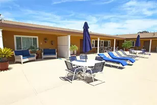 9850 Garfield Ave, Huntington Beach, CA 92646 - Photo 16