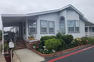 9850 Garfield Ave, Huntington Beach, CA 92646 - Photo 2