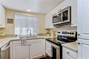 25541 Indian Hill, Laguna Hills, CA 92653 - Photo 8