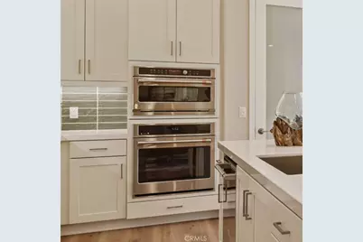 409 Clipper, Irvine, CA 92618 - Photo 2