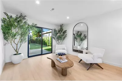 19321 Manor Point Circle, Huntington Beach, CA 92648 - Photo 12