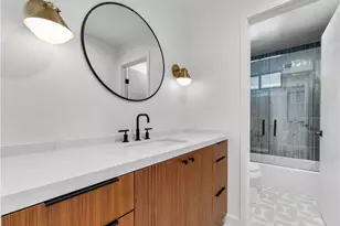 19321 Manor Point Cir, Huntington Beach, CA 92648 - Photo 46