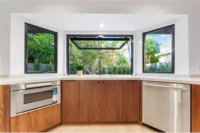 19321 Manor Point Circle, Huntington Beach, CA 92648 - Photo 18