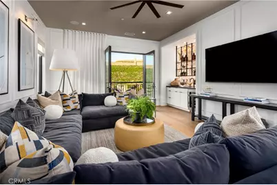 557 Peninsula, Irvine, CA 92602 - Photo 16