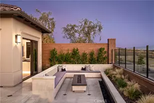 557 Peninsula, Irvine, CA 92602 - Photo 18