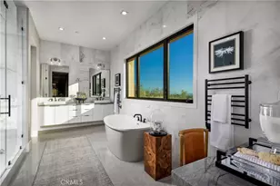 557 Peninsula, Irvine, CA 92602 - Photo 14