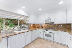 10 Sillero, Rancho Santa Margarita, CA 92688 - Photo 16