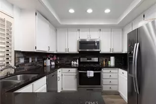 9 Flores, Irvine, CA 92612 - Photo 16