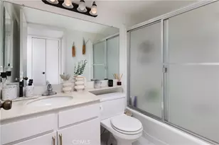 9 Flores, Irvine, CA 92612 - Photo 26