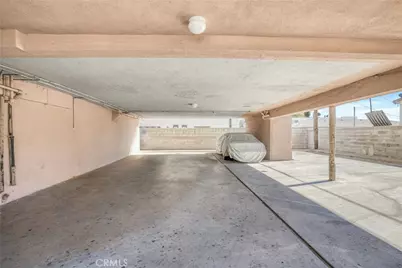 6651 Beck Avenue, Los Angeles, CA 91606 - Photo 4