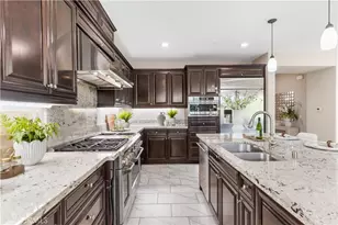 101 Tinker, Irvine, CA 92618 - Photo 22