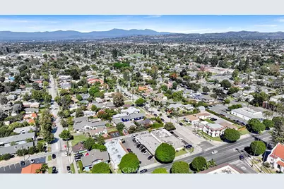 729 E Chapman, Orange, CA 92866 - Photo 26