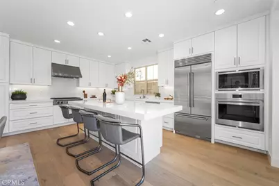 107 Somera, Irvine, CA 92602 - Photo 6